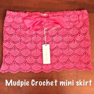 🌸Mini skirt “crochet hot pink” small NWT🌸